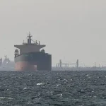 oil tankers gulf strait of hormuz shipping route