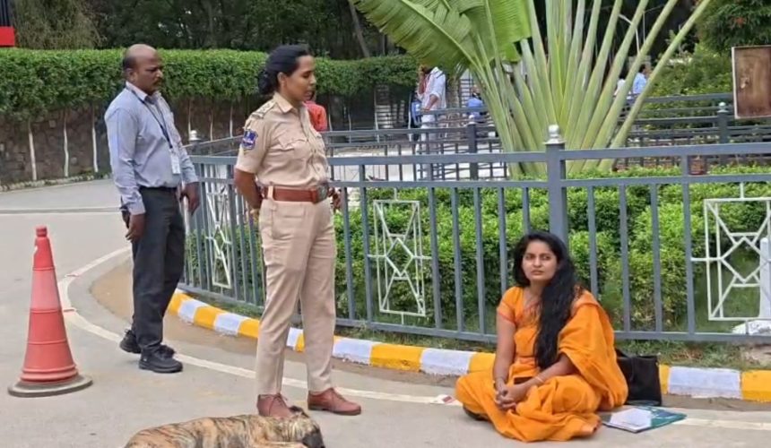 Software Engineer Protests Outside Tech Mahindra Office in Hyderabad